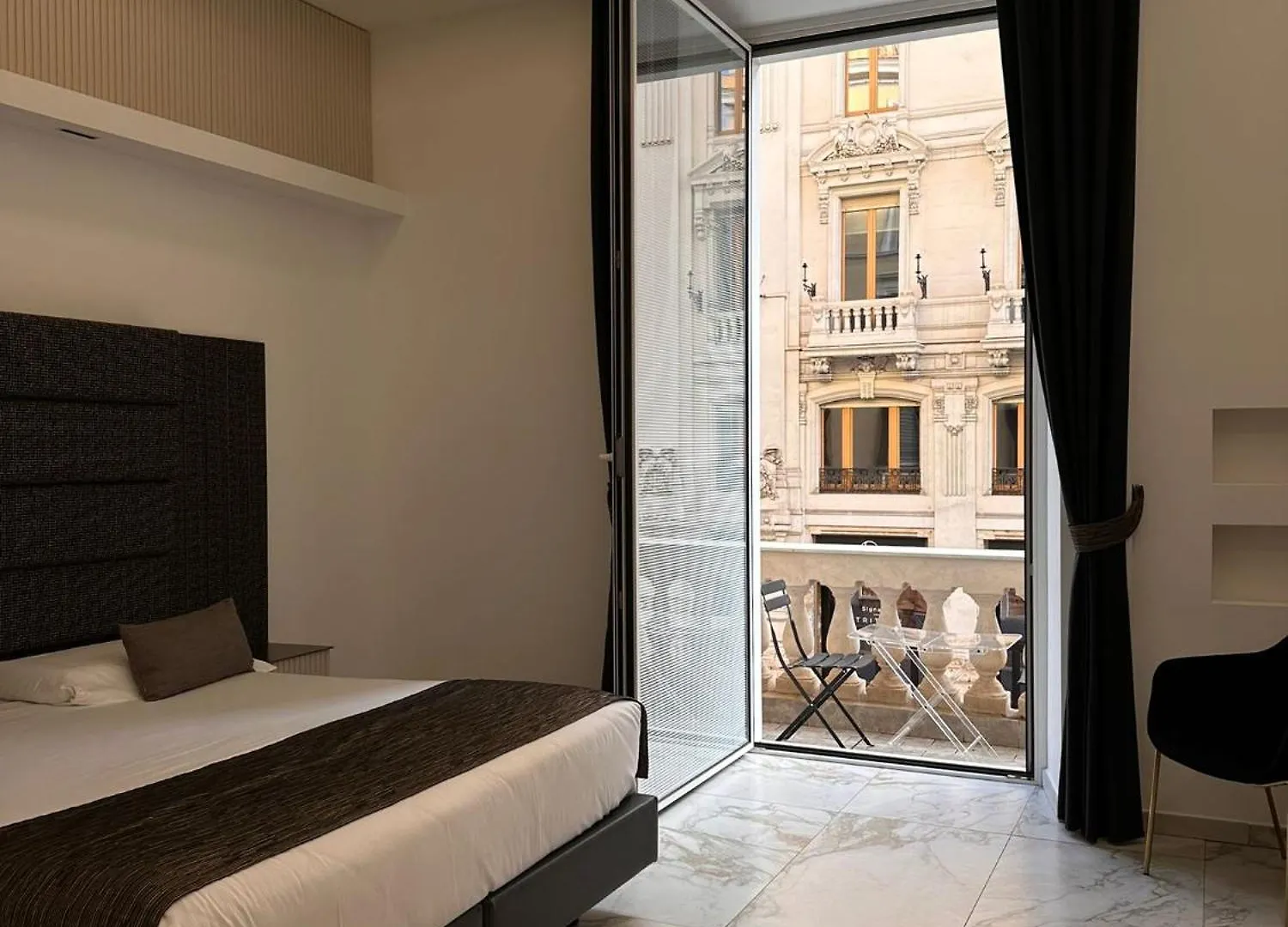 Maison Tritone Rome Guest house